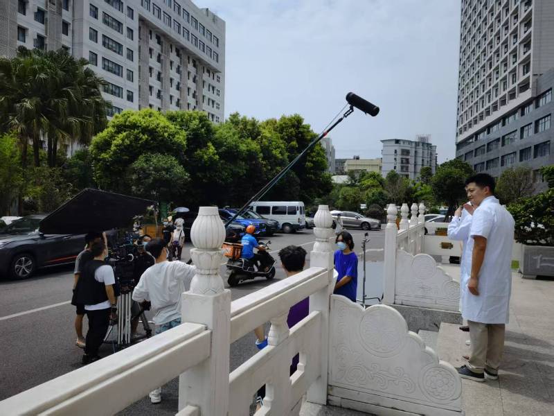 霞山区广告片拍摄公司低成本实现高规格制作的诀窍